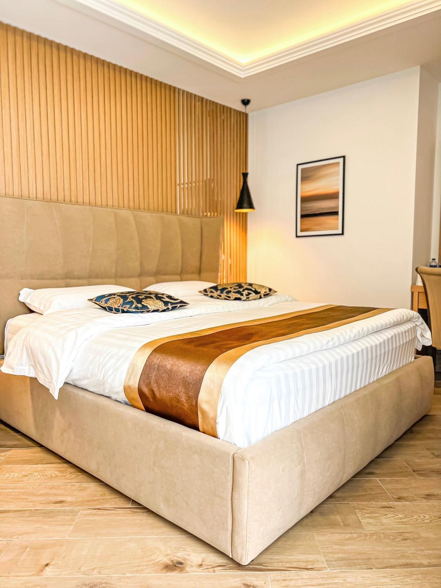 Fafa Aqua Blue Hotel Golem  Kültér fotó